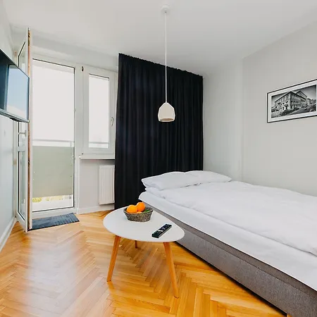 Shortstaypoland Mokotowska Апартаменты *