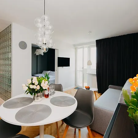 Апартаменты Shortstaypoland Mokotowska